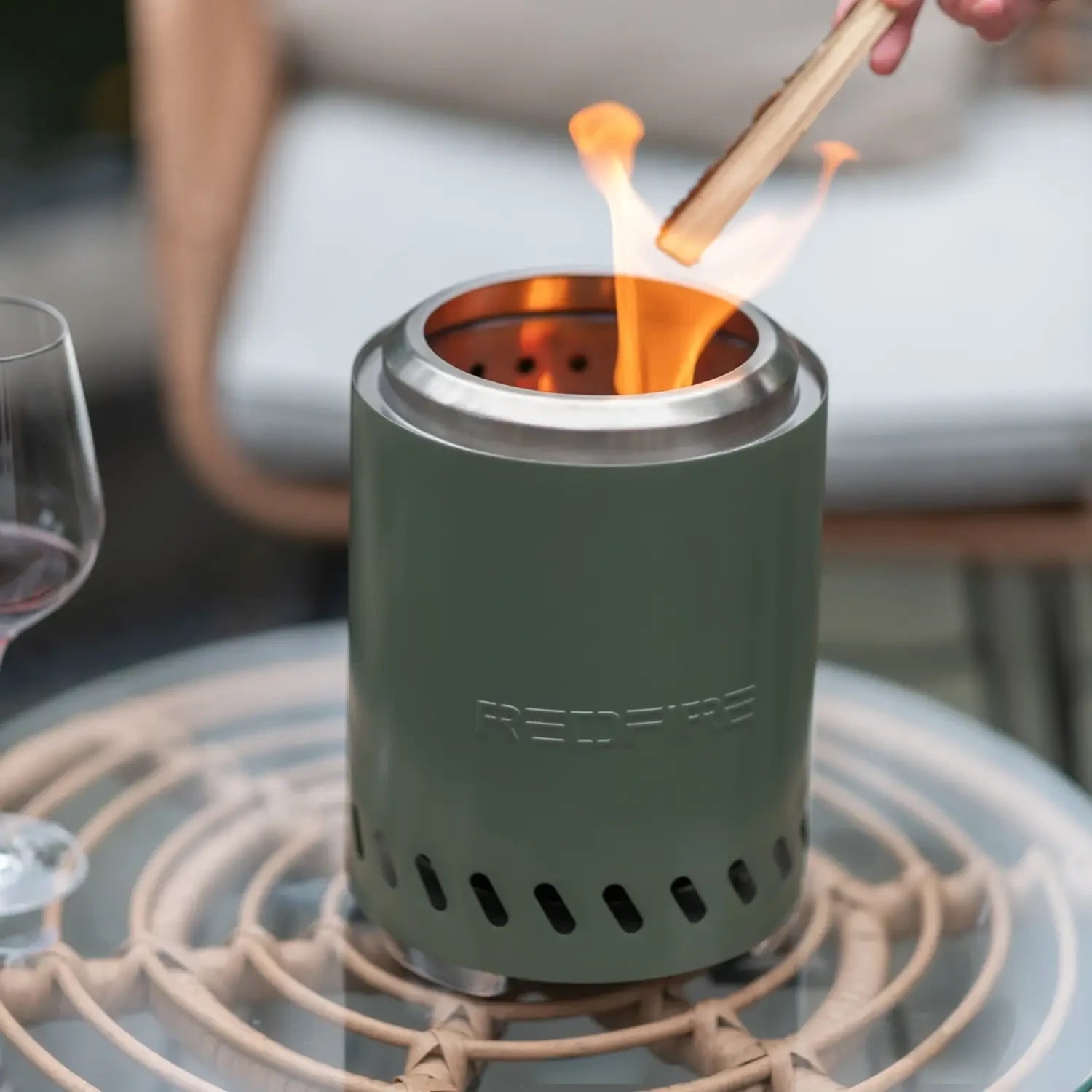 Volcano - Chimenea Pellet de Mesa - Verde Oliva
