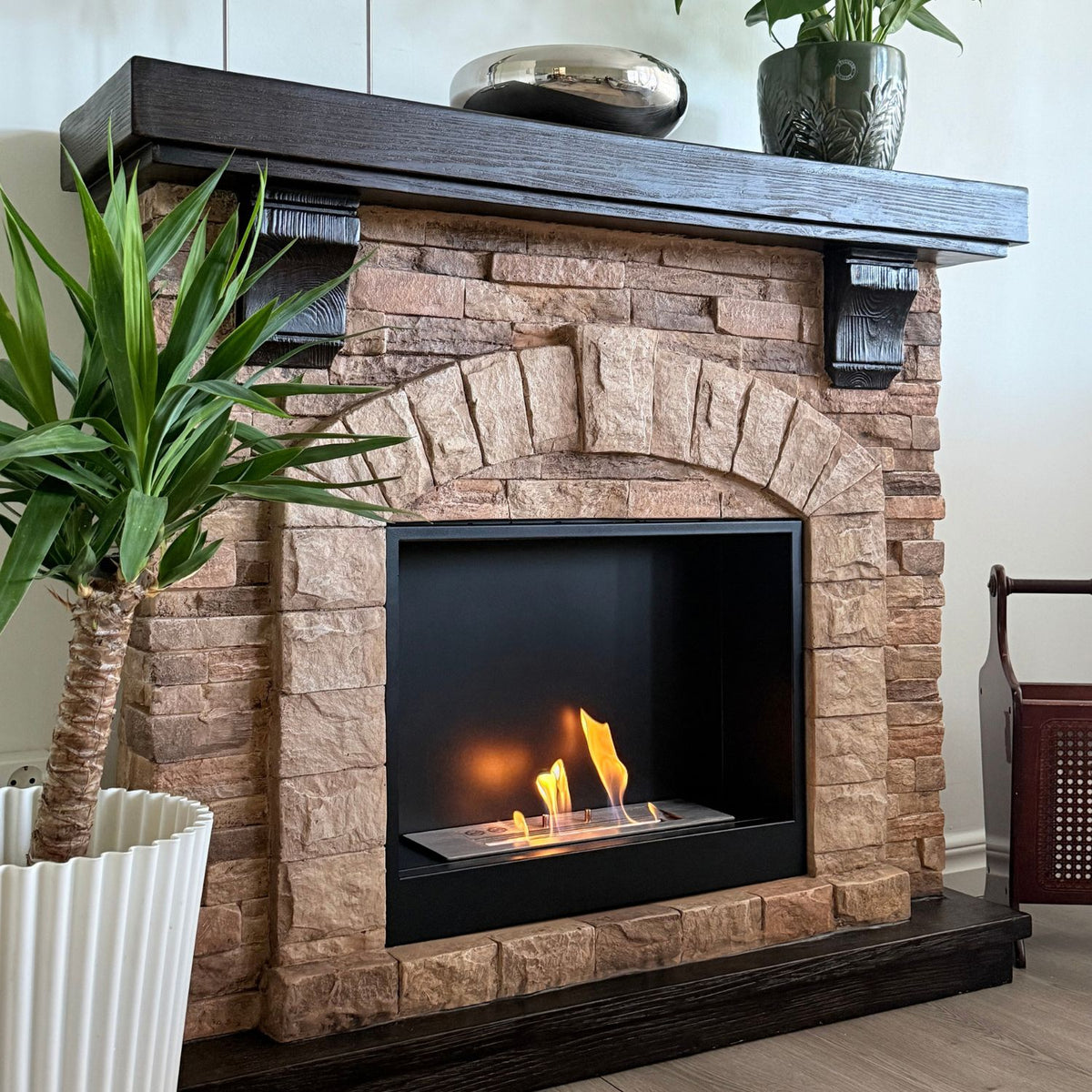 Eira - Chimenea de bioetanol independiente