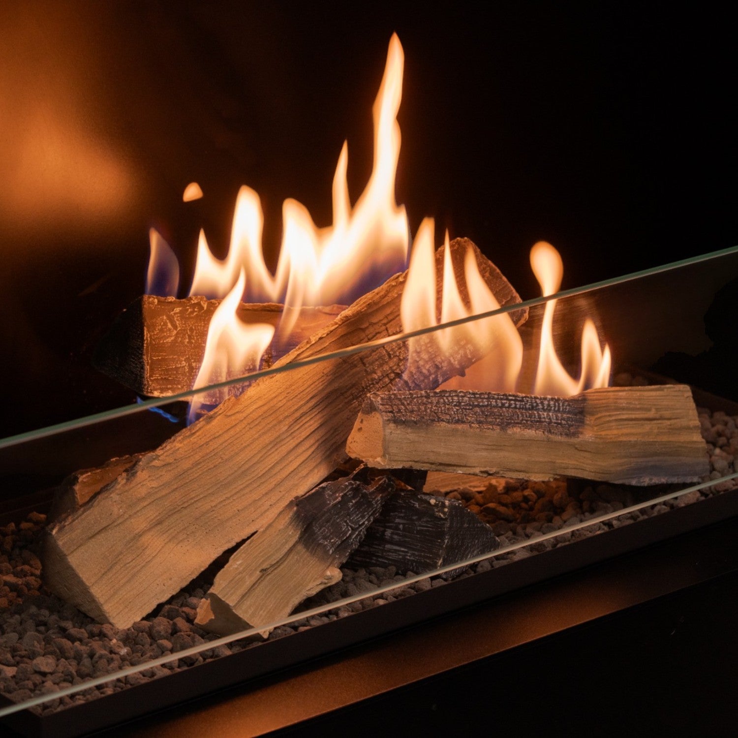 Planika FLA4 990 Logs – Quemador de bioetanol con mando a distancia y llamas realistas de leños