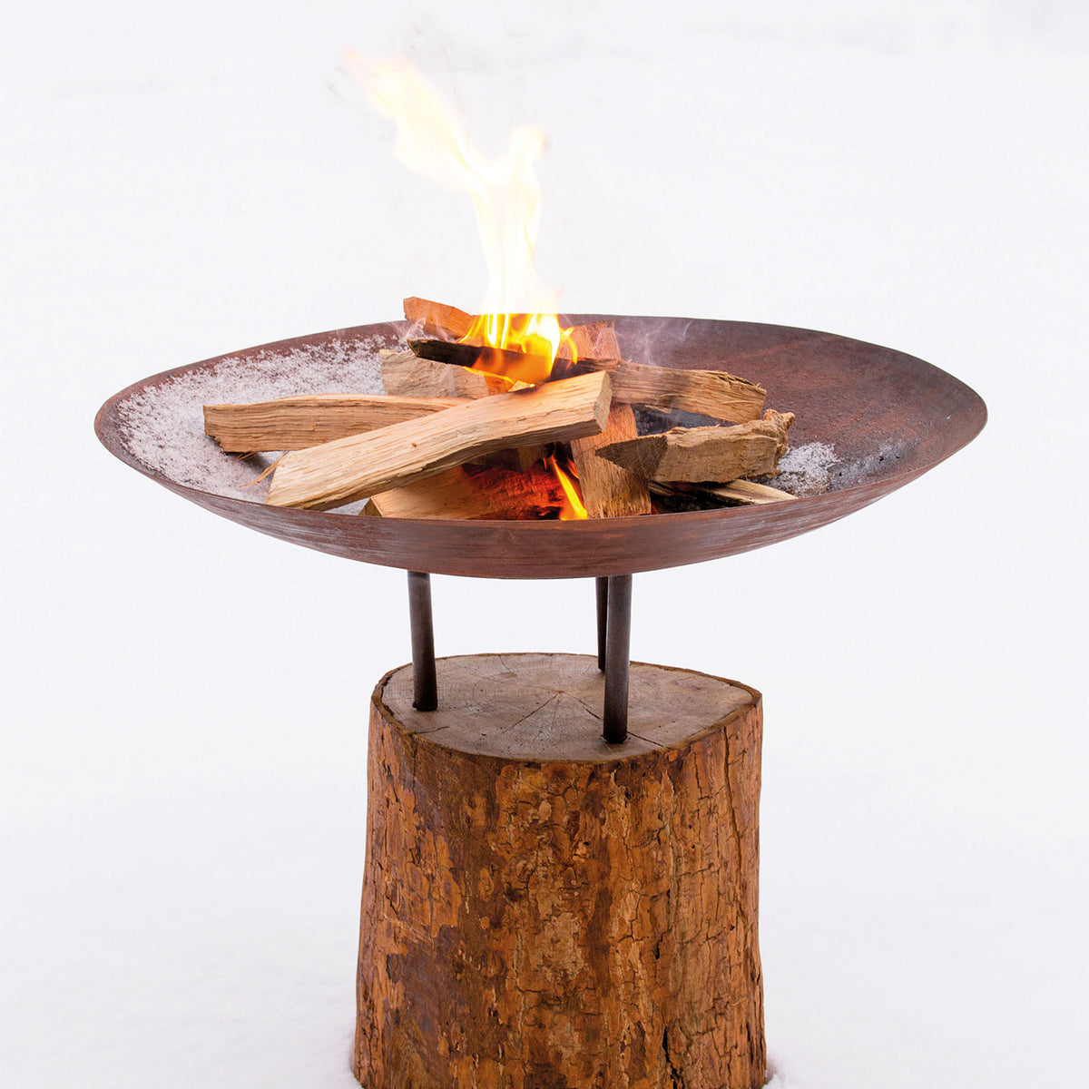 Brasero para fogatas sobre base de madera RedFire