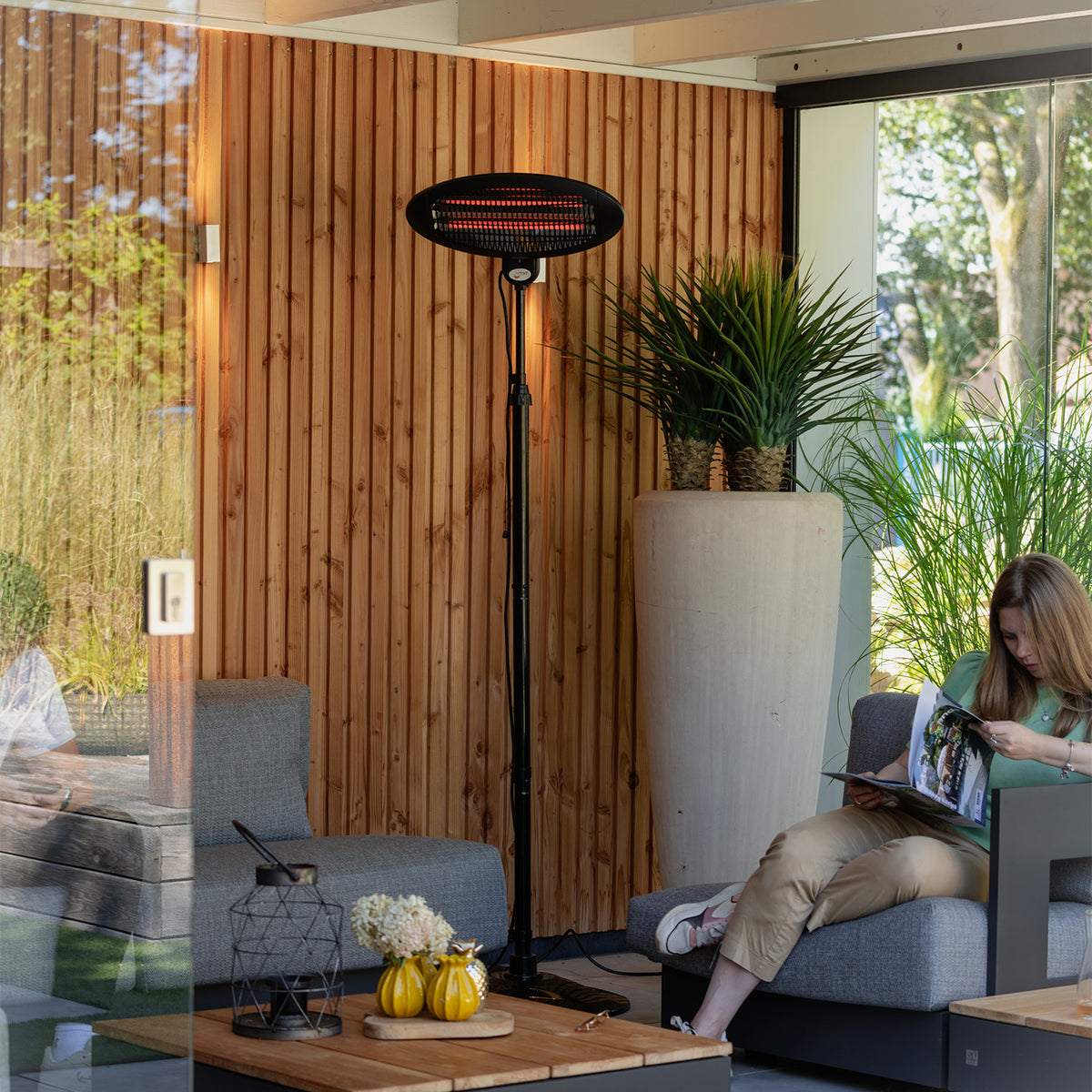 Calefactor de terraza independiente Elektra de 2000 vatios