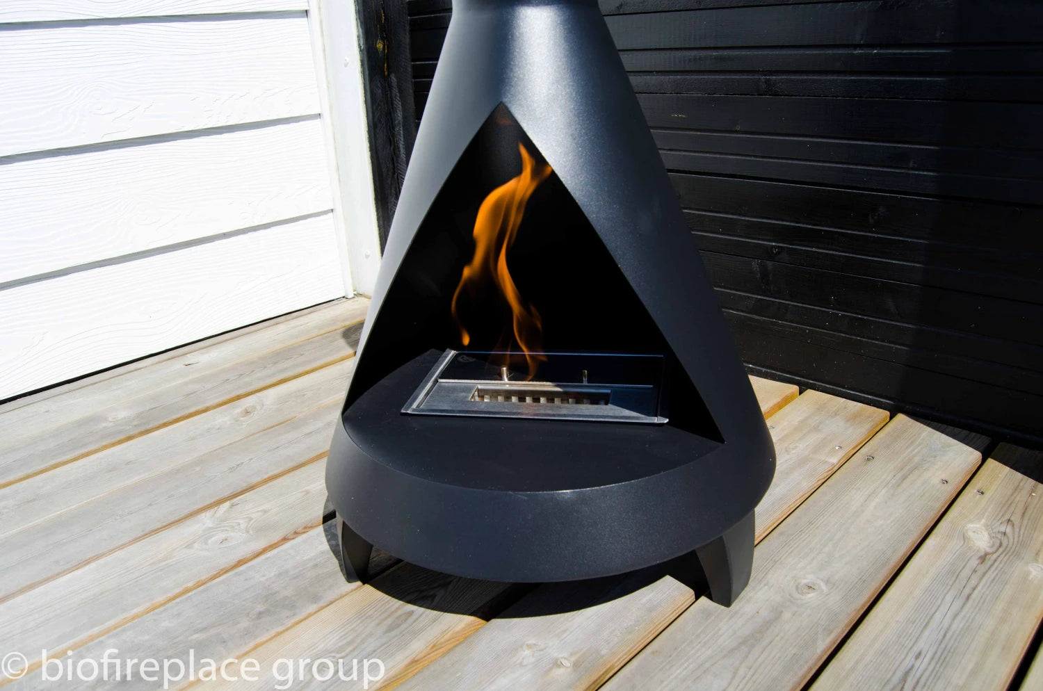 Salem - Chimenea de bioetanol estilo estufa de leña en acero