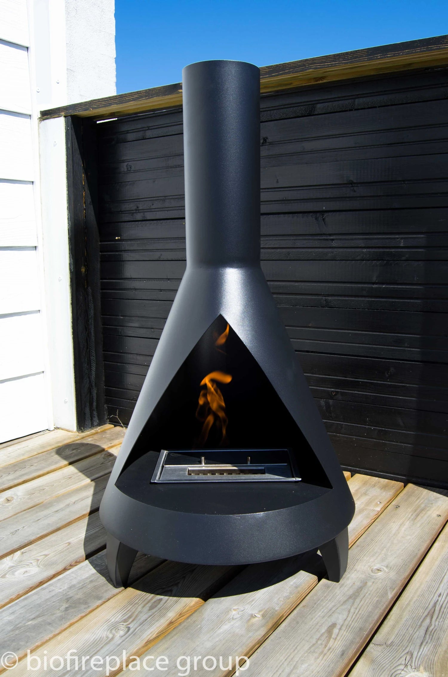 Salem - Chimenea de bioetanol estilo estufa de leña en acero