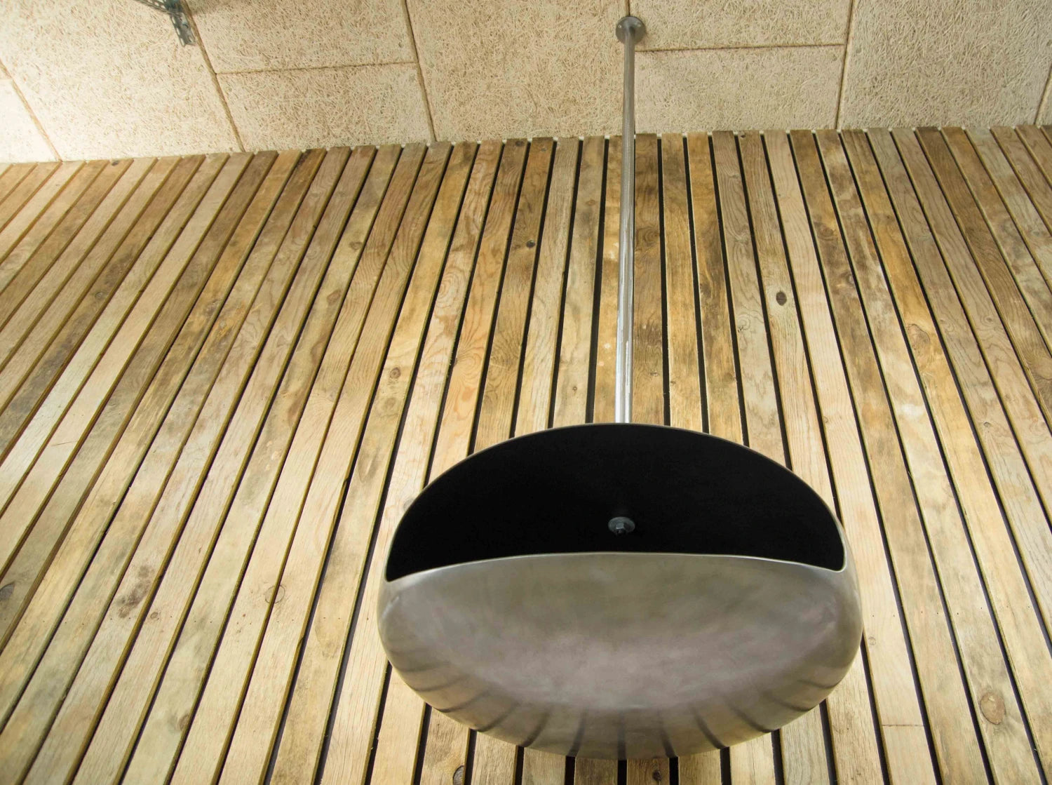 Hein and Haugaard UFO-60 Round-beamed, high-flame bio fireplace in steel