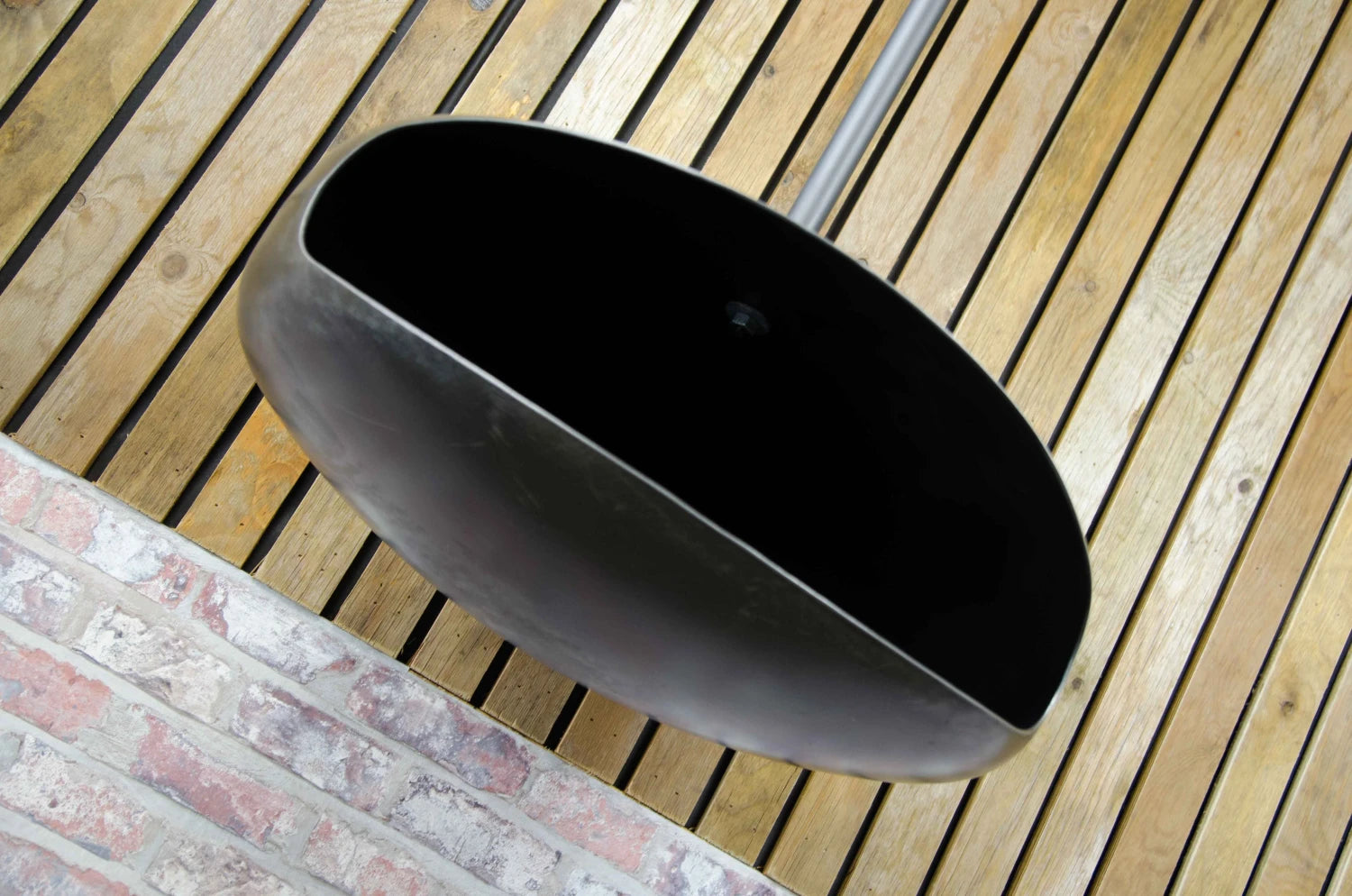 New York UFO-60 Hein & Haugaard ceiling-mounted bio fireplace