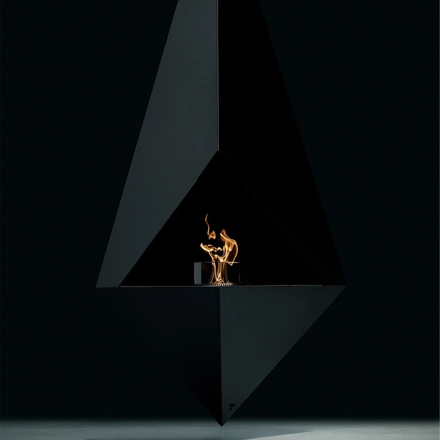 Pythagoras - Black Titanium GlammFire