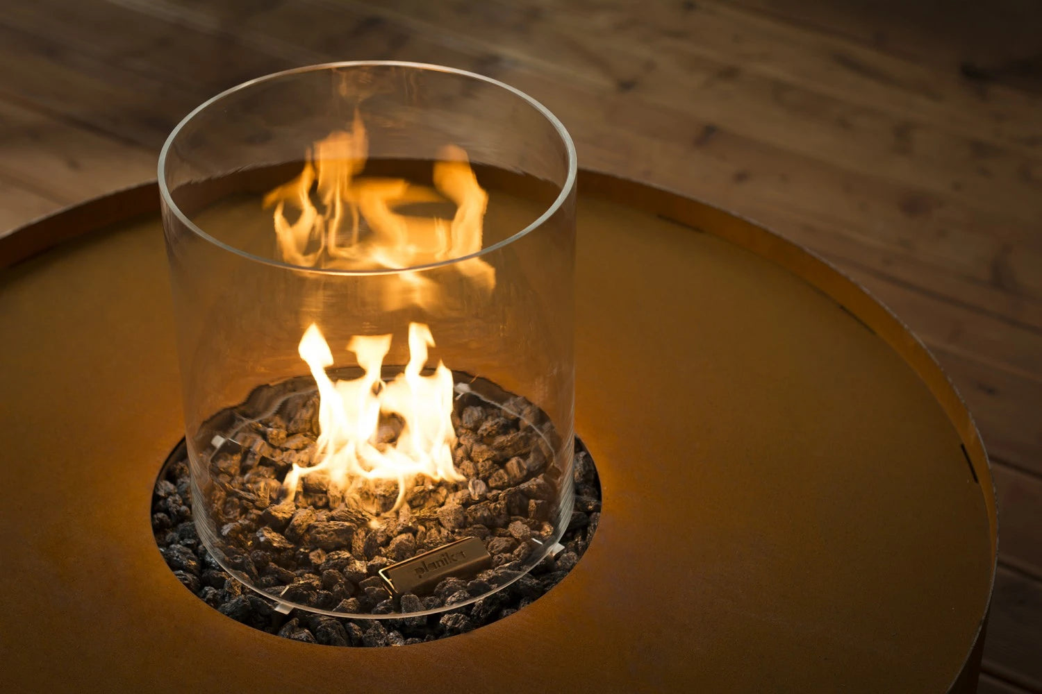 Fire pit Glass cylinder and installation