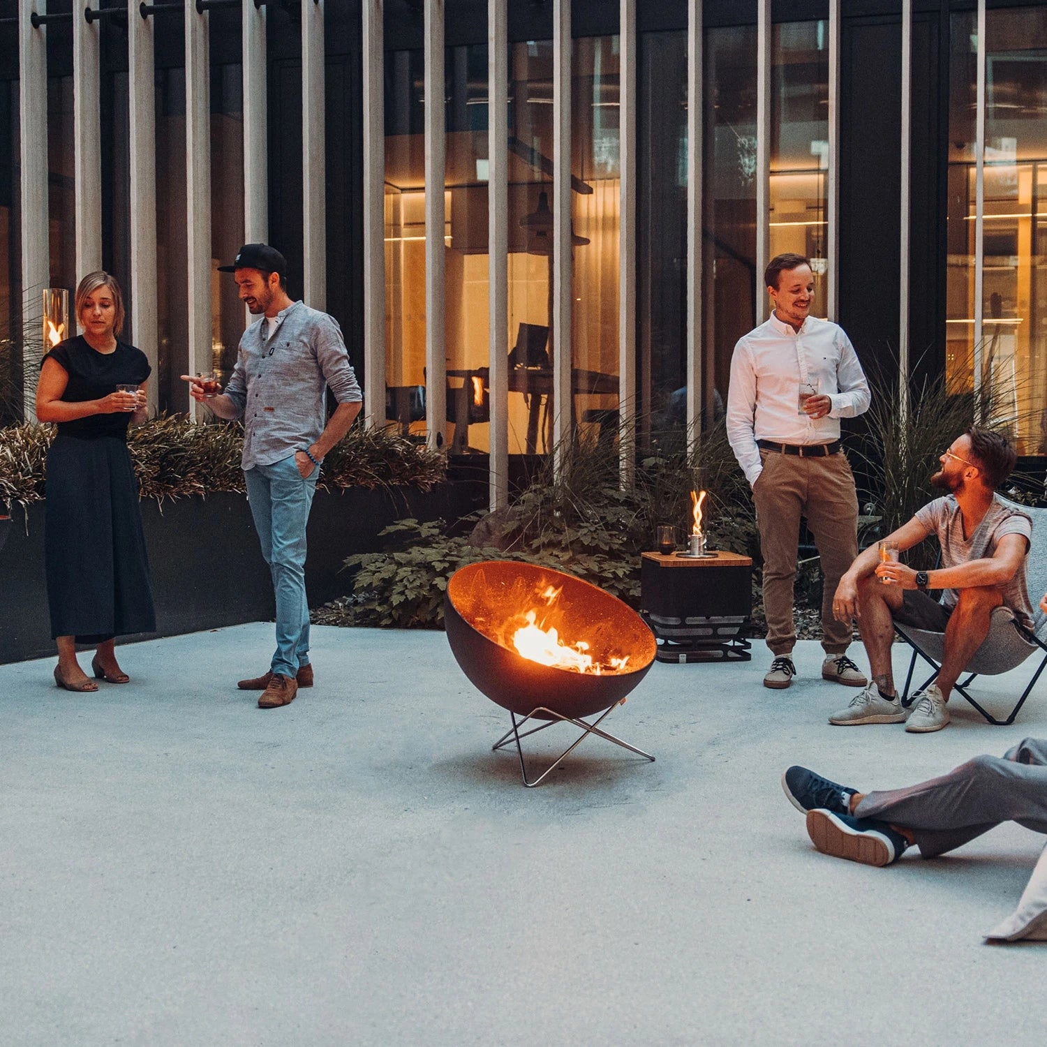 Höfats BOWL 70 Fire Bowl with Star Stand