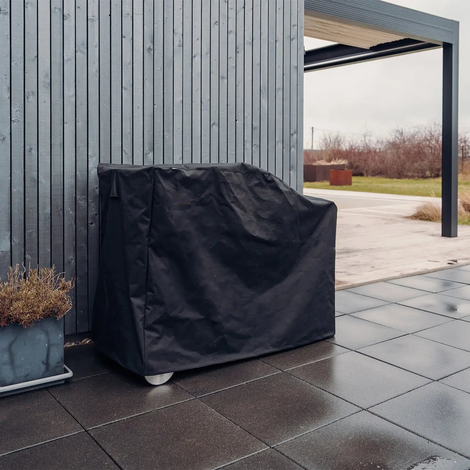 Cover for Höfats Fire Kitchen, providing protection from the elements for outdoor cooking