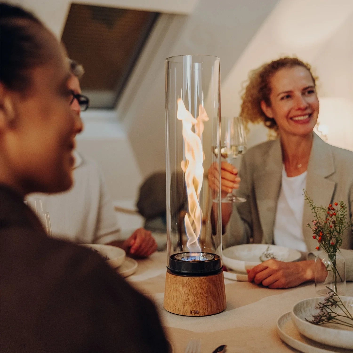 Höfats SPIN Air 1200 - Oak table fireplace with high cylindrical glass