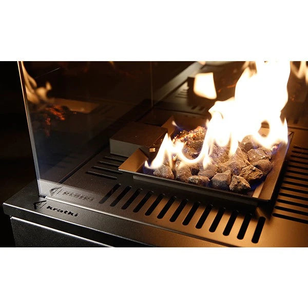 Outdoor gas fireplace with remote control
