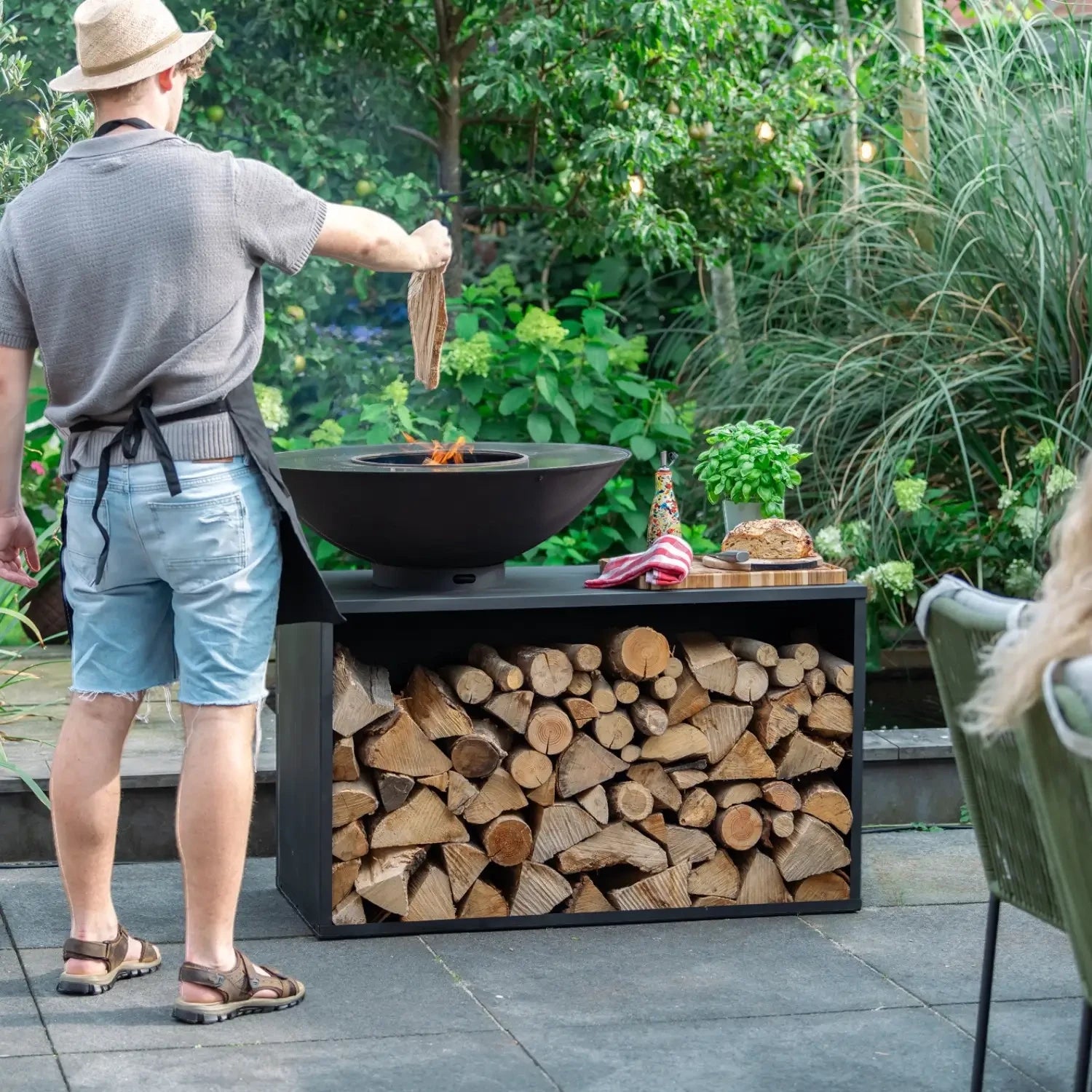 Mesa Onyx con parrilla