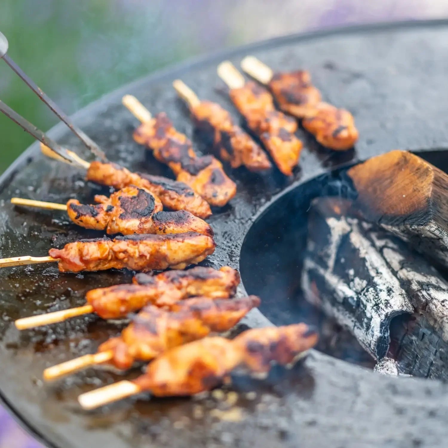 Mesa Onyx con parrilla