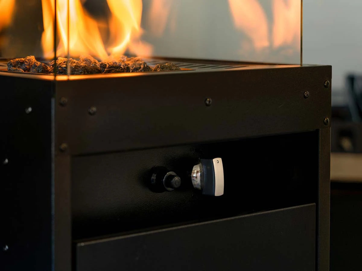 Faro Outdoor Gas Fireplace
