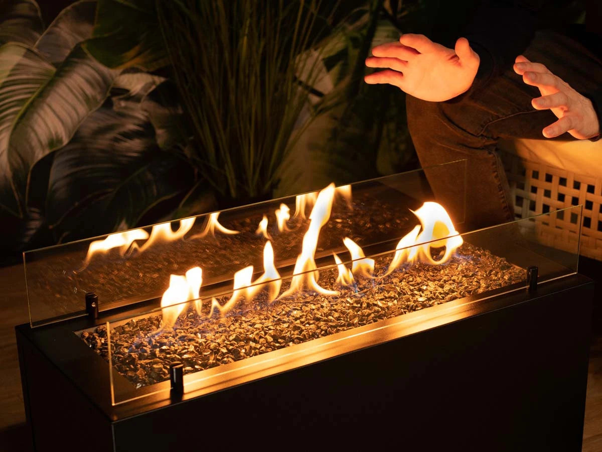 Planika Rio Black Outdoor gas fireplace with elongated flame