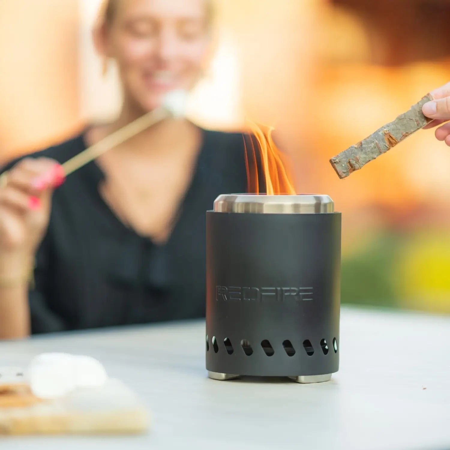 Volcano - Chimenea de Pellet de Mesa - Acero Inoxidable Negro