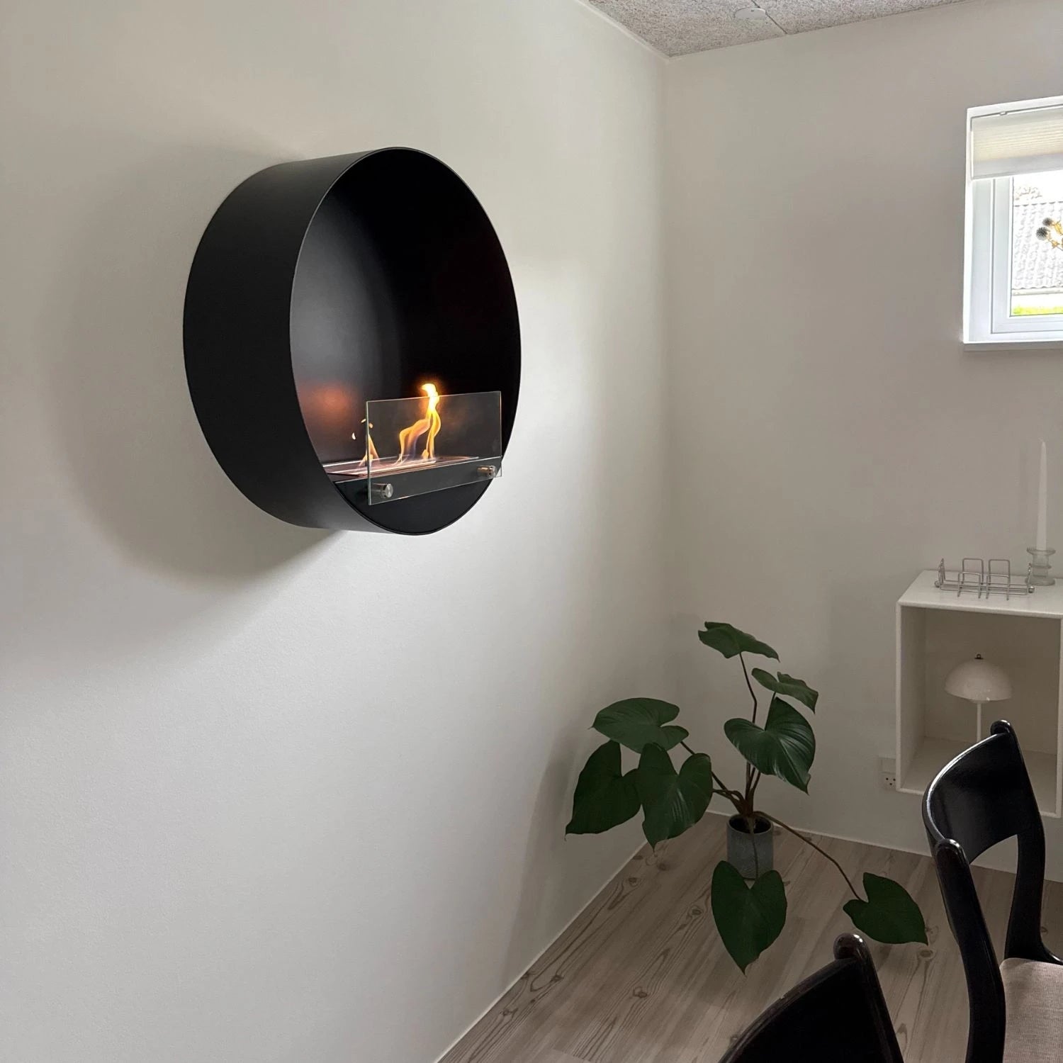Delaware Negro - Chimenea bioetanol de pared