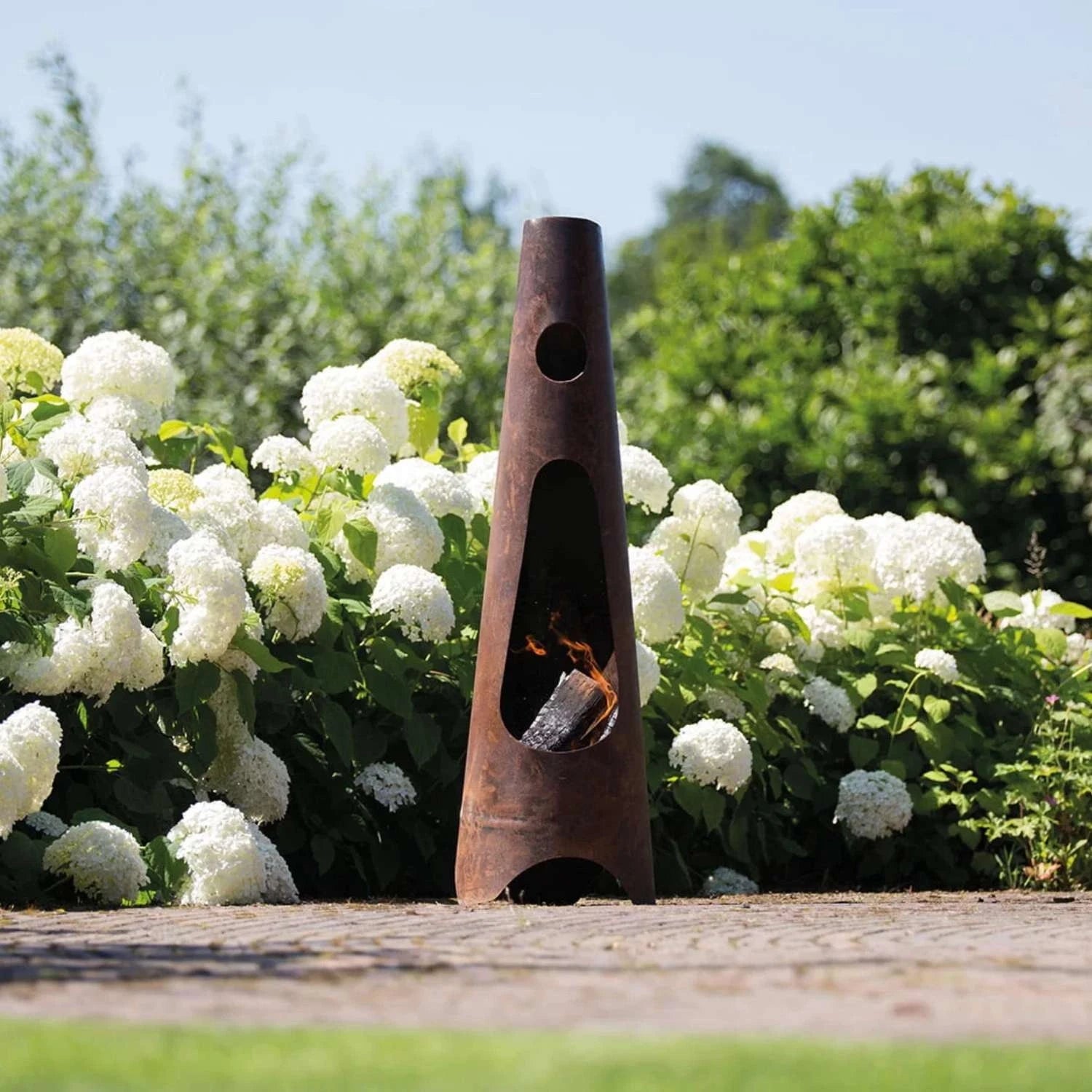Tower chimenea de jardín óxido