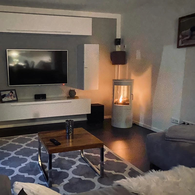 Estufa de bioetanol en blanco con 360 grados de visión