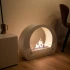 Biohogar curvado  rebañado en blanco chimenea de bioetanol